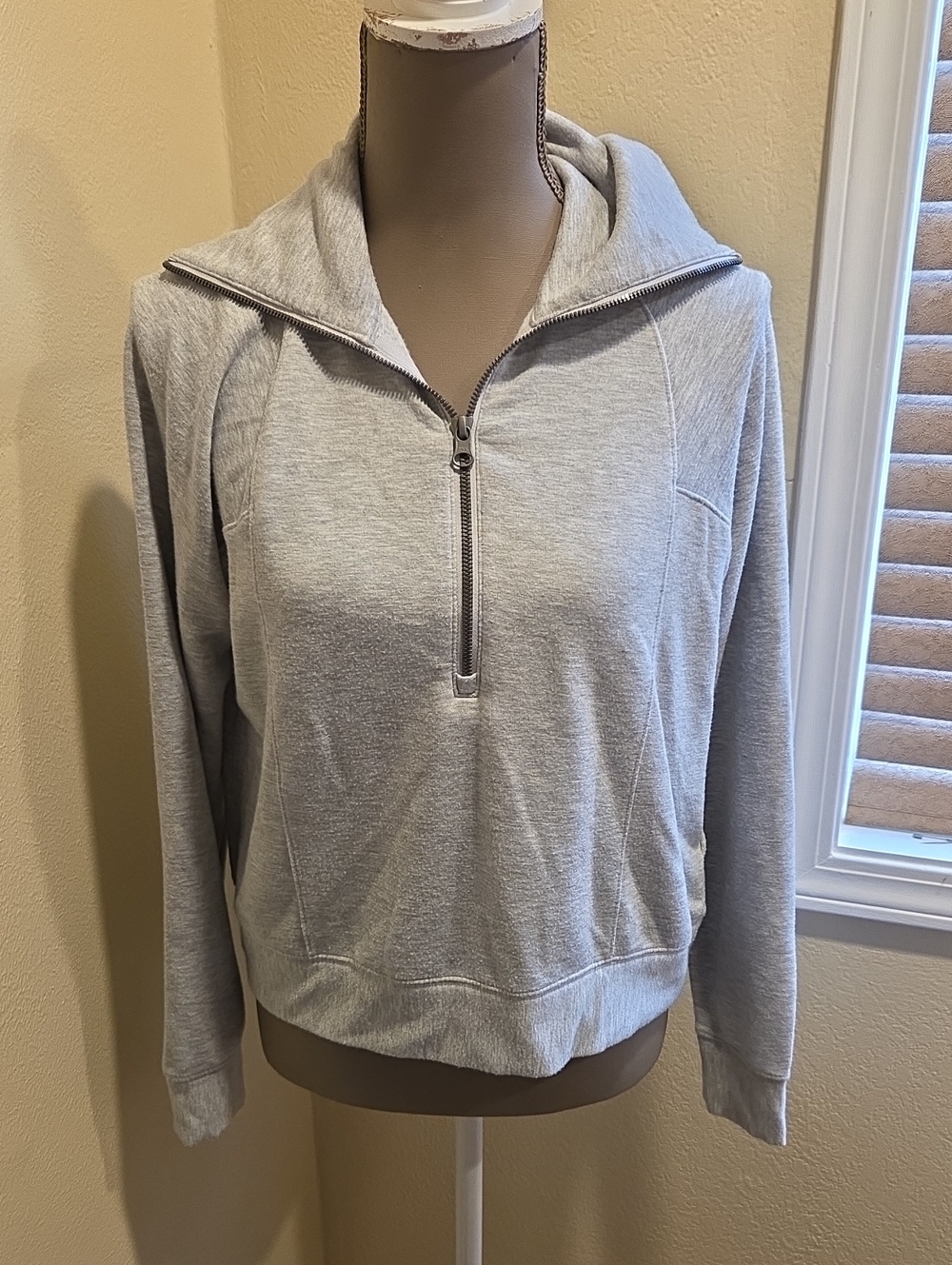 Quince Light Gray Half-Zip Hoodie Top - Women
